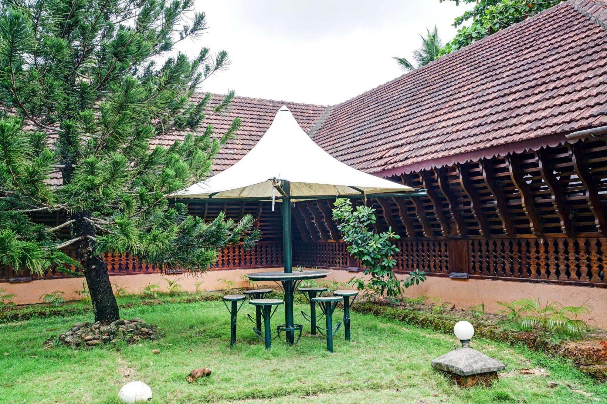 Palette - Pagoda Resorts Alappuzha 외부 사진